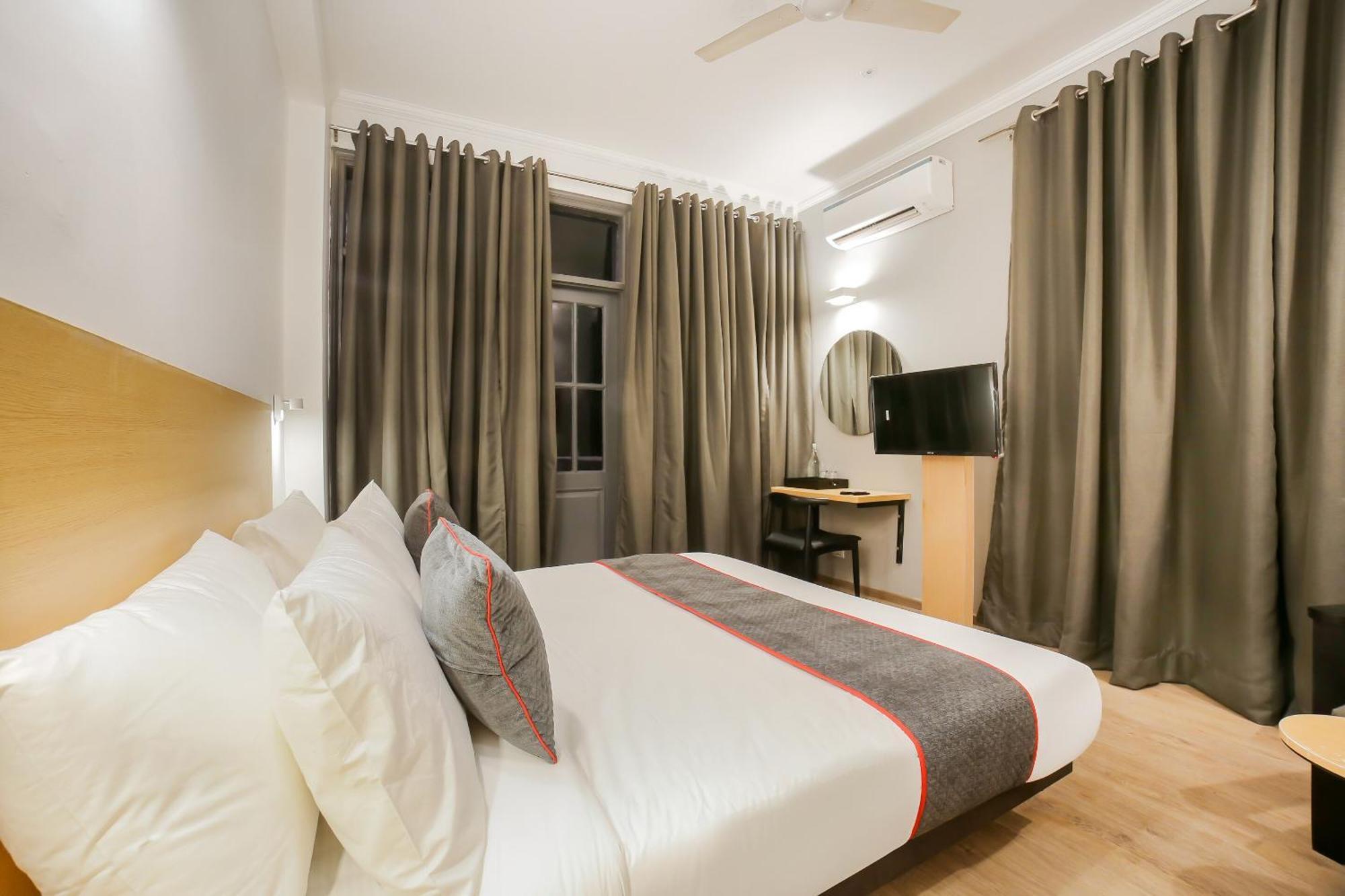 Townhouse 330 Dlf Phase-2 Near Leisure Valley Park Γκουργκάον Εξωτερικό φωτογραφία