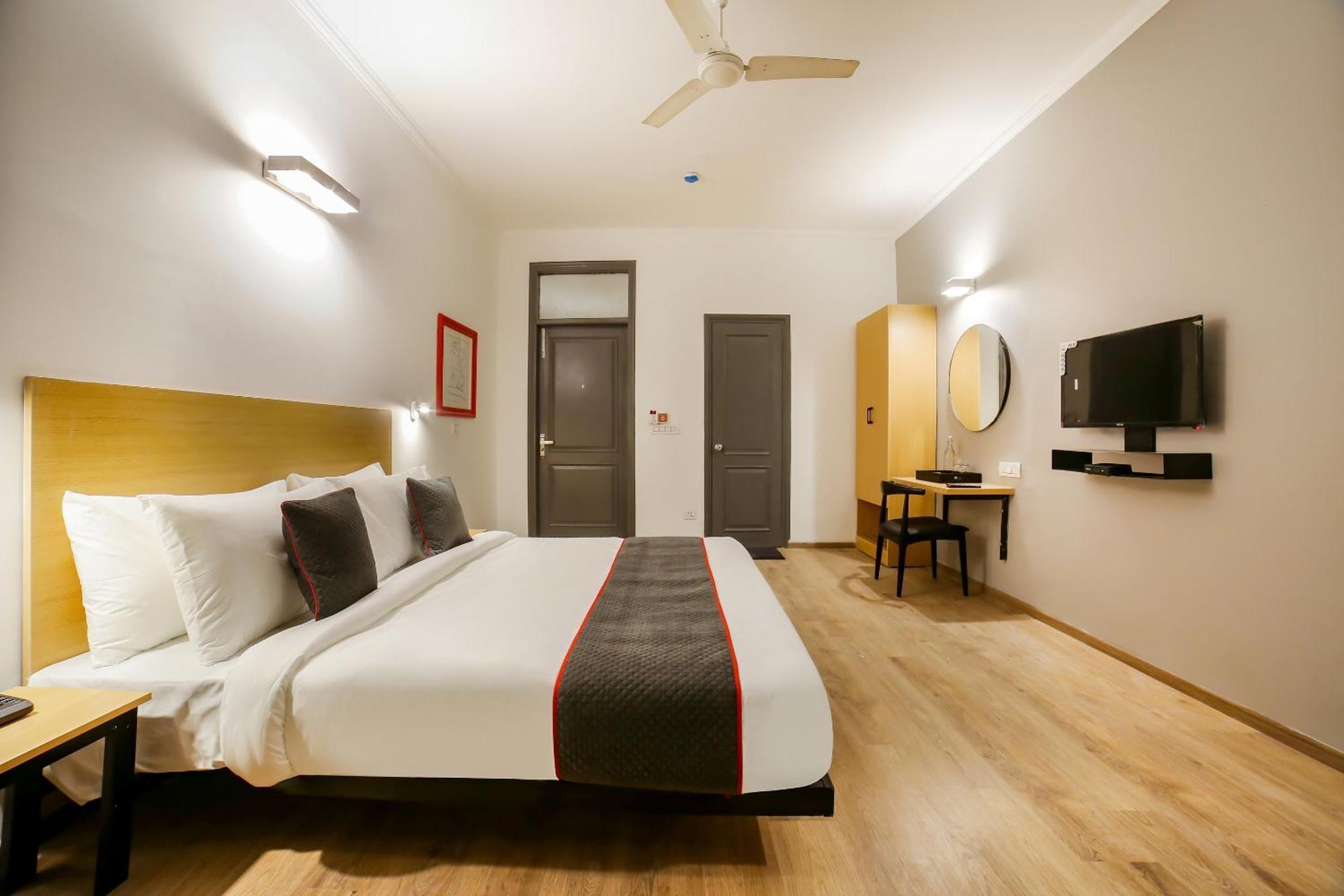 Townhouse 330 Dlf Phase-2 Near Leisure Valley Park Γκουργκάον Εξωτερικό φωτογραφία
