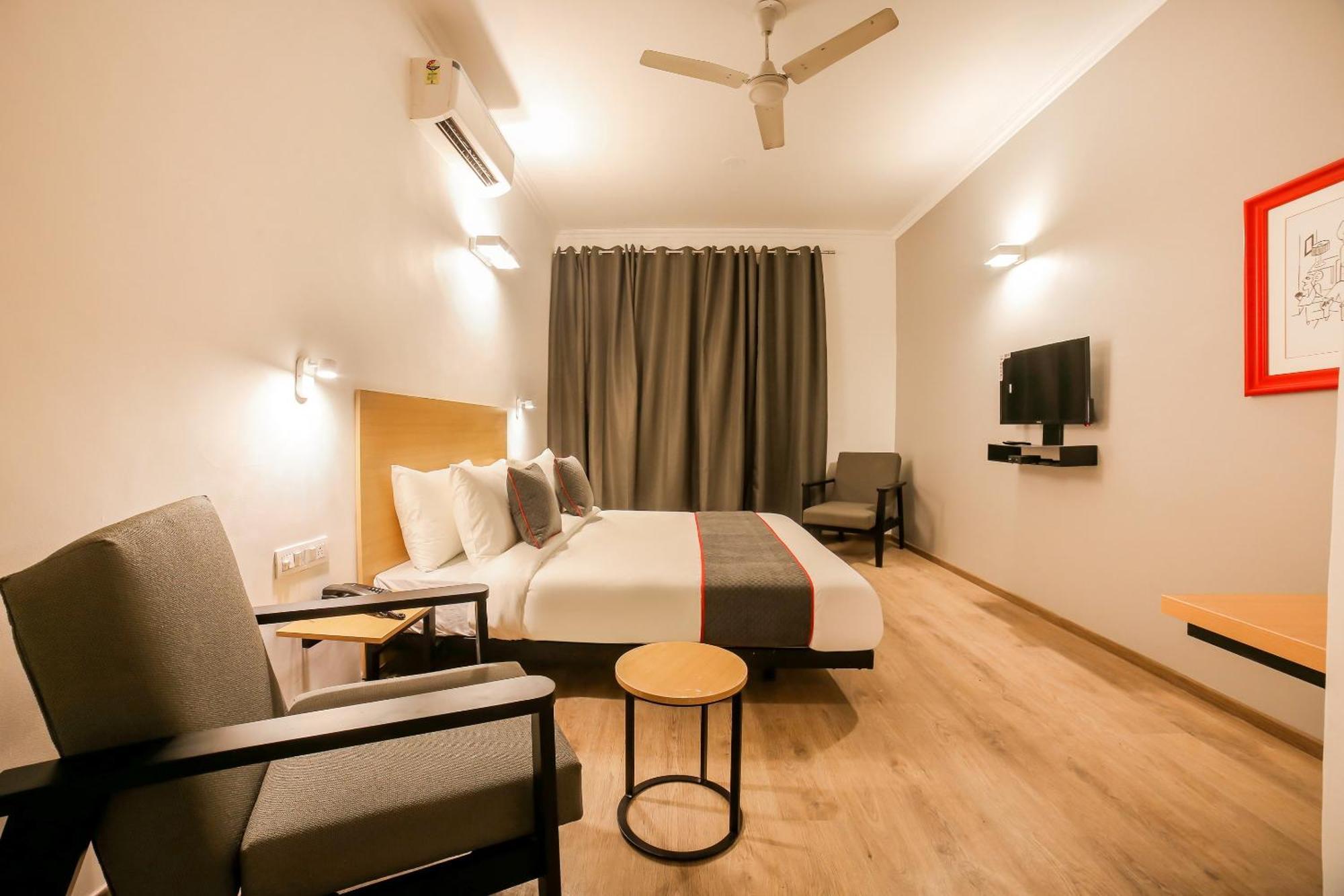 Townhouse 330 Dlf Phase-2 Near Leisure Valley Park Γκουργκάον Εξωτερικό φωτογραφία