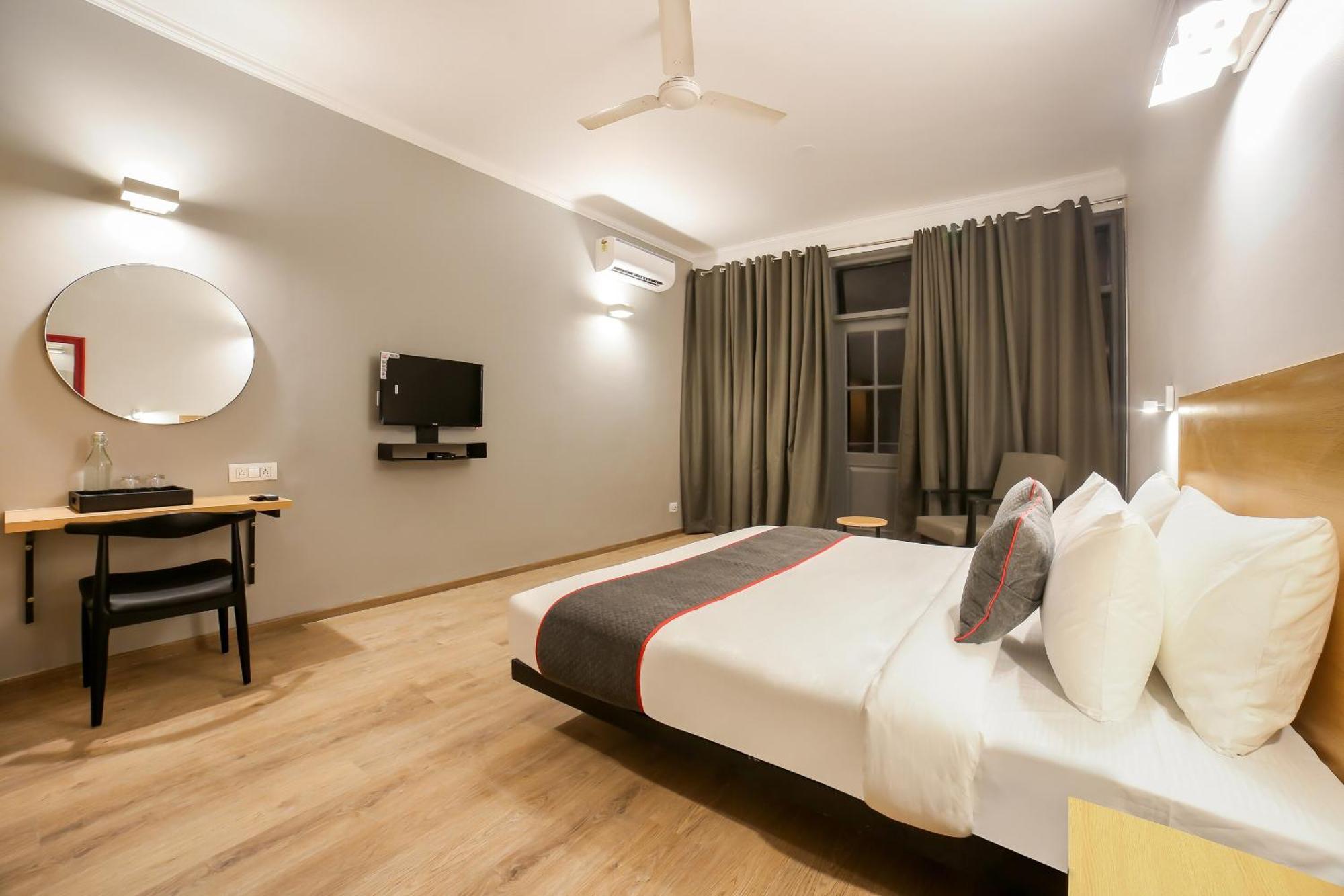 Townhouse 330 Dlf Phase-2 Near Leisure Valley Park Γκουργκάον Εξωτερικό φωτογραφία
